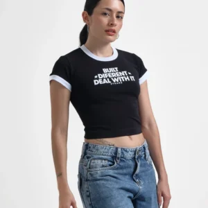 Crop Top Negro Built Diferent