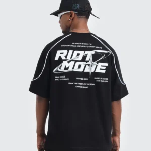 Camiseta Negra Oversize Riot